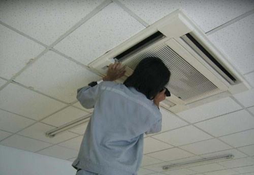 麥克維爾風冷式中央空調制冷工作原理